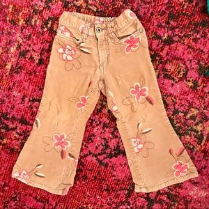 ⚠️ SOLD ⚠️ Vtg Pumpkin Patch Floral Bellbottoms 3T